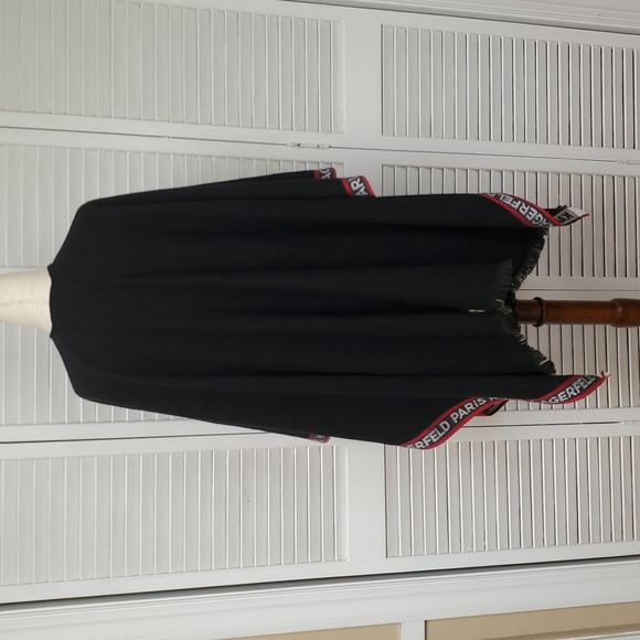 Karl Lagerfeld Black Cape with Red Accents - Picture 3 of 5